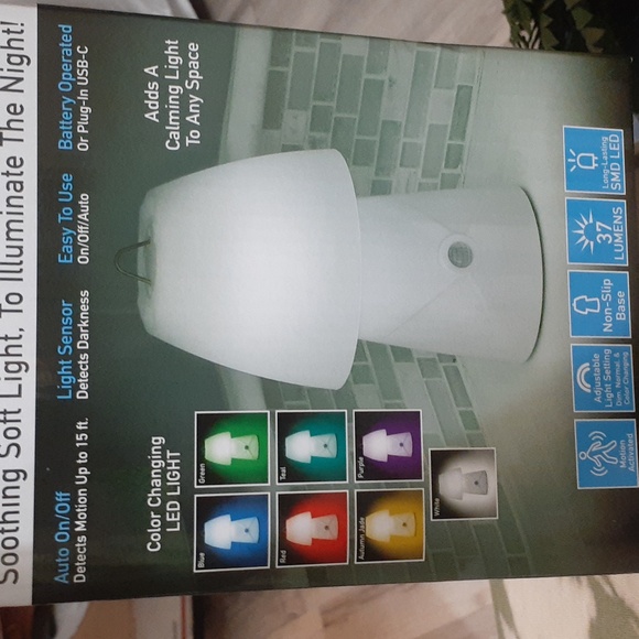 Sensor Brite Dream Glow Night Lamp Motion Sensing Color changing LED Tab… - Picture 3 of 9